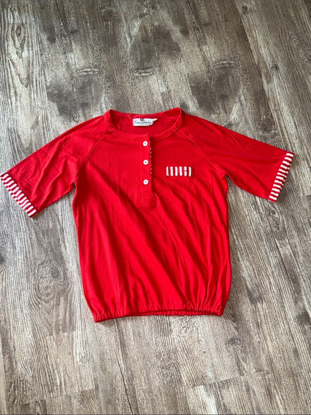 Comfortable Red Short Sleeve Henley Top with Stripe Trim